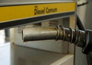 Ratinho Junior se une a governadores contra proposta de Bolsonaro para redução do ICMS dos combustíveis