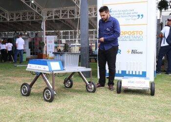 Unioeste: Robôs otimizam trabalho dos produtores rurais