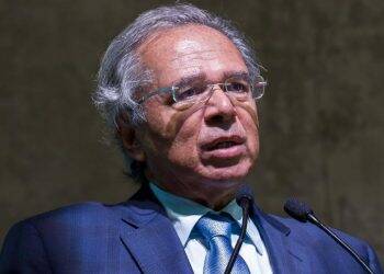 ICMS: Guedes contraria Bolsonaro e concorda com governadores que não é possível cortar