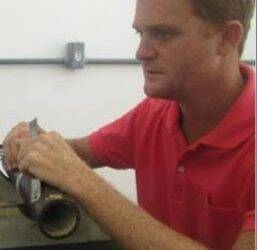 Estudante ruivo afirma ser pardo e entra por cotas raciais em medicina em universidade da Bahia