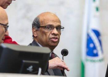 Contrabando e descaminho geram um rombo de R$ 20 bi por ano ao Paraná