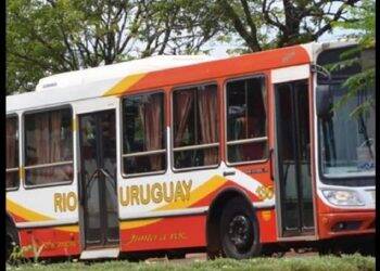 Ônibus de transporte internacional é assaltado próximo a aduana de Foz