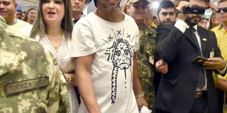 Ronaldinho Gaúcho culpa empresário por uso de documentos falsos para entrar no Paraguai
