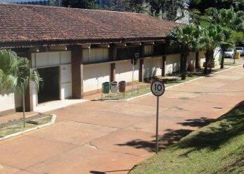 Secretaria de Saúde inicia mudança do CEM para o prédio Rios Center