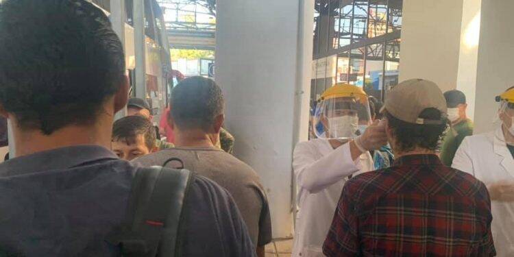 Paraguai começa medir temperatura de pedestres na Ponte da Amizade