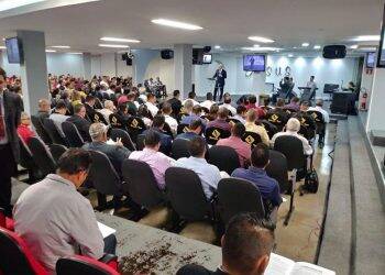 Igreja Assembleia de Deus em Foz decide cancelar cultos até fim de março