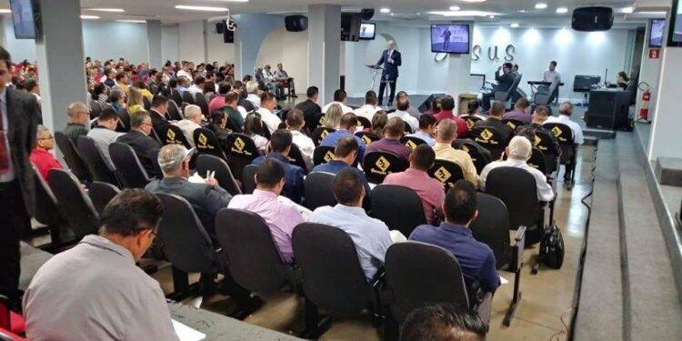 Igreja Assembleia de Deus em Foz decide cancelar cultos até fim de março