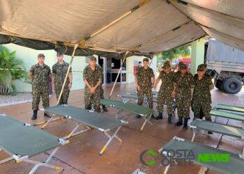 Exército monta tendas no Hospital e Maternidade Nossa Senhora da Luz em Medianeira