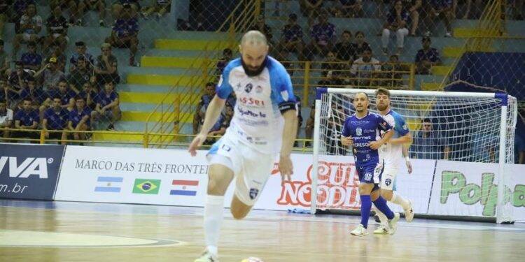 Foz Cataratas Poker Futsal vence na estreia do Campeonato Paranaense da Série Ouro