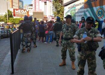 ‘Paseros’ continuam mobilizados na aduana paraguaia