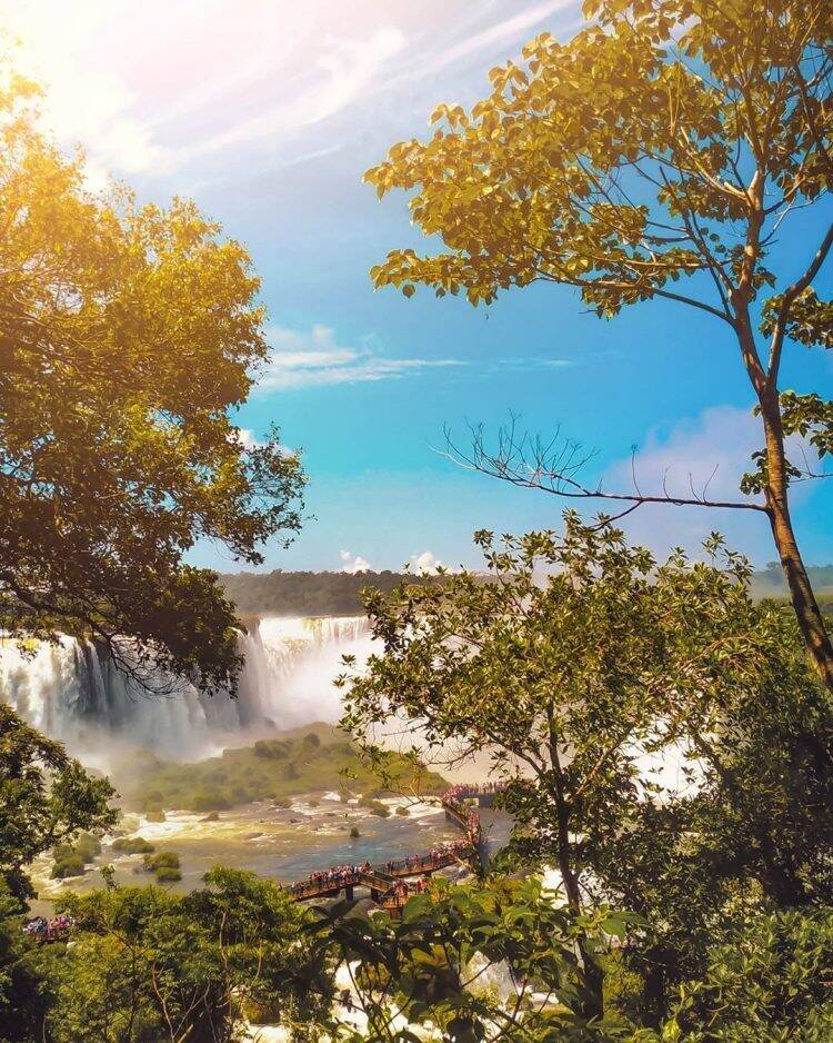 Coronavírus: Argentina fecha Cataratas neste domingo, 15; lado brasileiro decide na segunda, 16