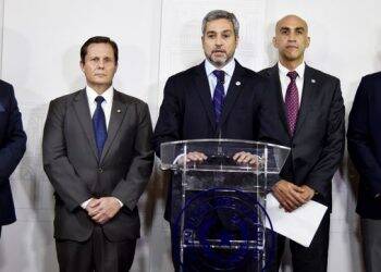 Paraguai proíbe aglomerações de pessoas por 15 dias para conter transmissão de Coronavírus