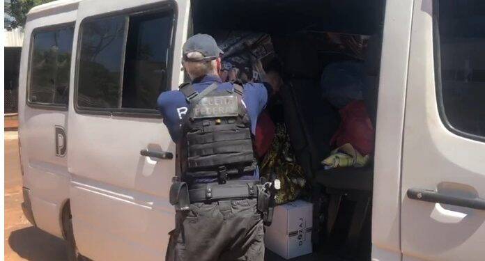 Contrabandistas abandonam mulher baleada em tentativa de assalto e acabam presos