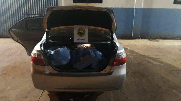 Após intensa perseguição pelas ruas de Foz, mulher é presa com contrabando no centro da cidade