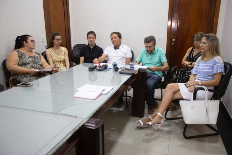 Decreto de Chico Brasileiro proíbe eventos em Foz, incluindo turismo e cultos religiosos