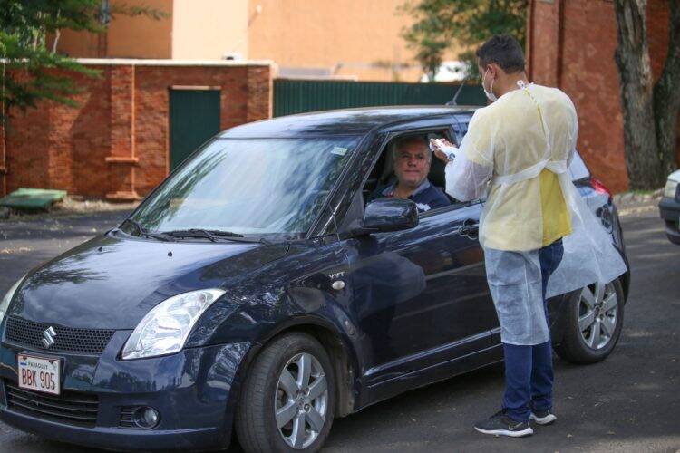 Mais de 3.500 idosos receberam a vacinação contra a gripe neste sábado