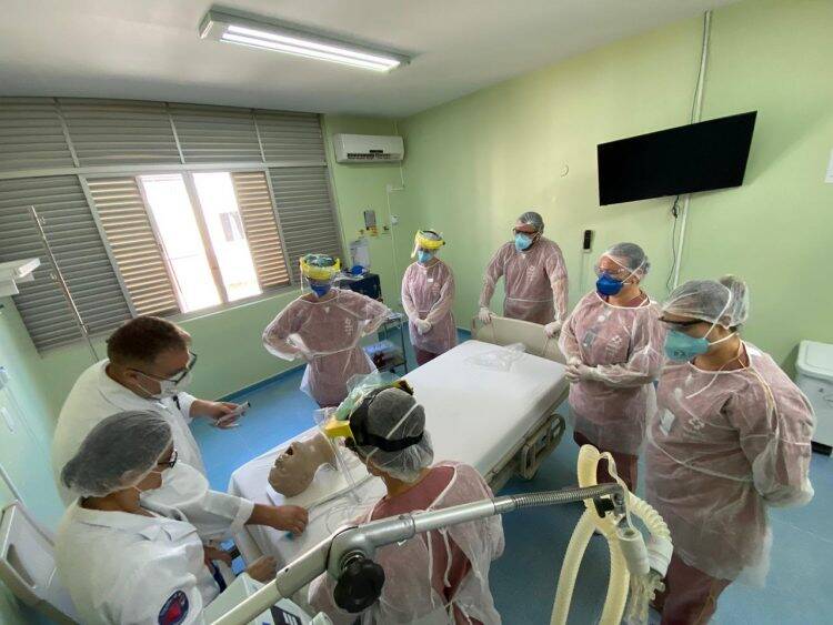 Testes rápidos para coronavírus devem ser feitos em Foz nas próximas horas