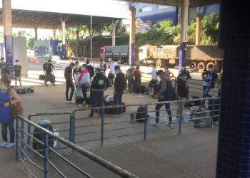 Mais 80 paraguaios chegam a Foz vindos de São Paulo e Rio de Janeiro