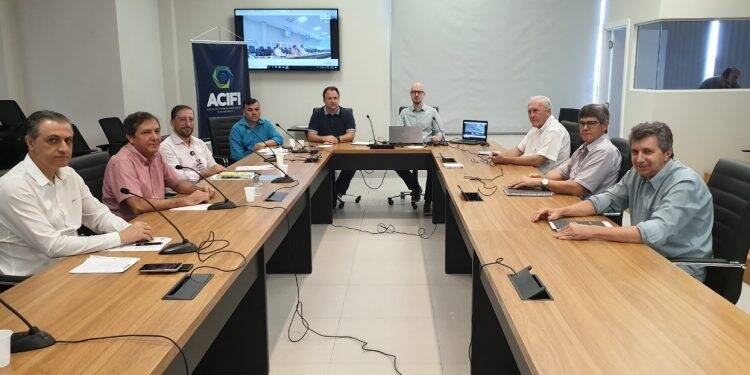 ACIFI e Prefeitura debatem retorno gradual e monitorado do comércio