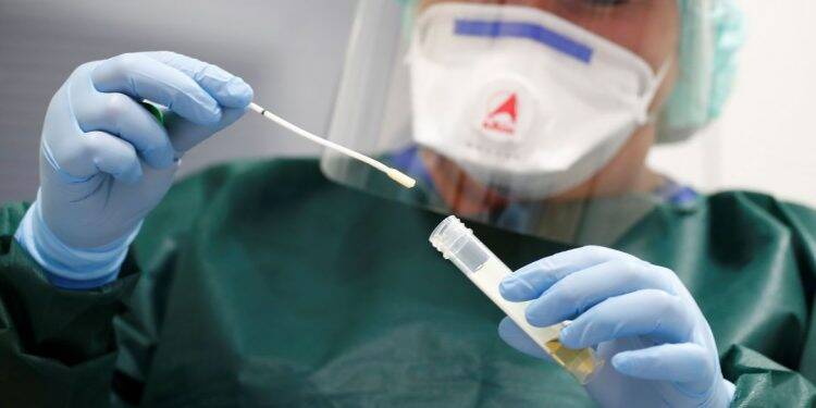 Brasil confirma mais 6 casos de coronavírus; total de 25 pacientes