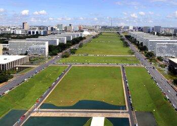 Governo suspende prazos de respostas a pedidos de acesso à informação