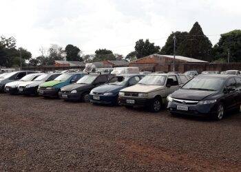 Foztrans promove leilão com 237 lotes entre veículos e sucatas