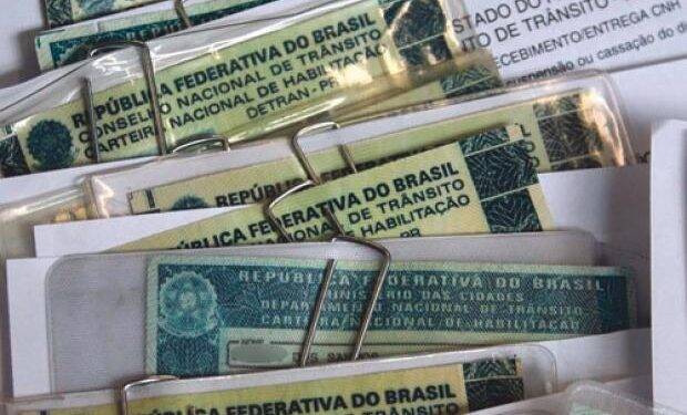 Coronavírus: Contran libera motorista para dirigir com CNH vencida