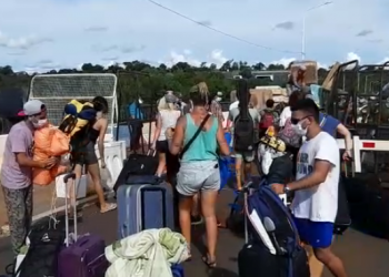 Argentinos sao liberados para voltar ao país de origem