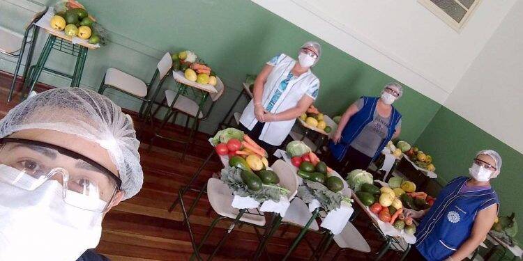 Escolas estaduais se organizam para entrega da merenda