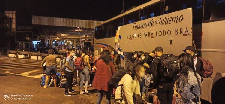 Mais 47 paraguaios chegam em Foz na madrugada desta quarta, 22