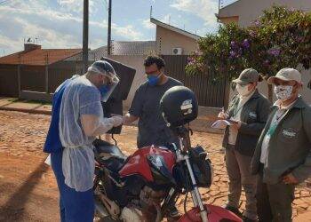 Testes rápidos de Covid na população continuam nesta quinta-feira