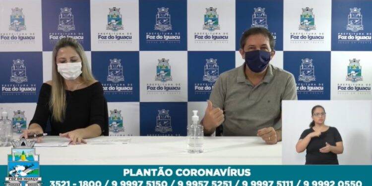 Uso de máscaras será obrigatório para funcionários públicos em Foz