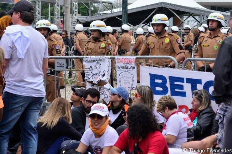 Educadores de Foz do Iguaçu relembram cinco anos do “Massacre de 29 de Abril”