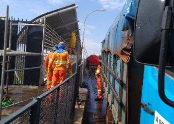Ação integrada realiza limpeza e desinfecção da Ponte da Amizade