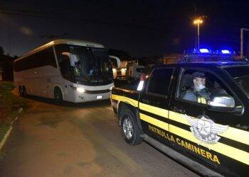 Grupo que retornou ao Paraguai pela Ponte da Amizade cumpre quarentena em sedes militares