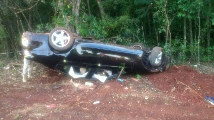 Acidente no viaduto da Av. Paraná deixa um morto e outro ferido em estado grave