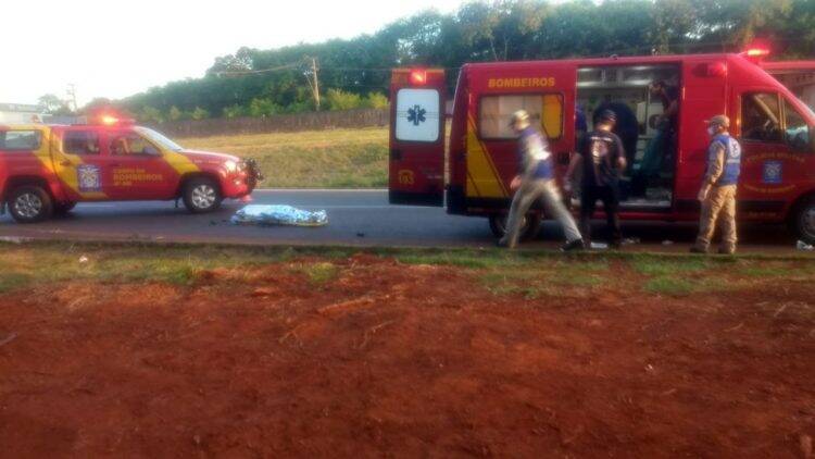Acidente no viaduto da Av. Paraná deixa um morto e outro ferido em estado grave