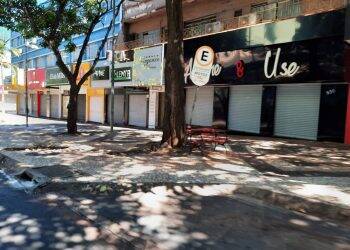 Entidades assinam manifesto contra a abertura do comercio em Foz do Iguaçu     