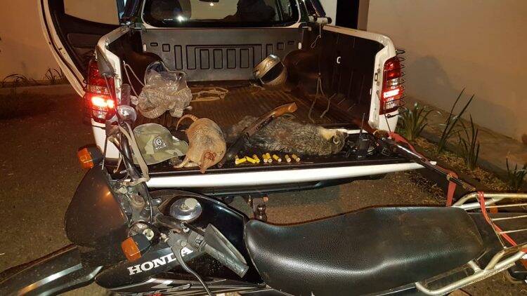 Caçadores são flagrados em atividade na região de São Miguel do Iguaçu
