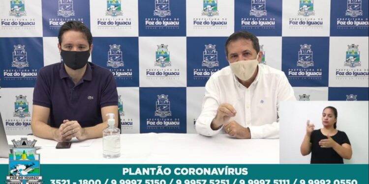 Prefeito define plano para abertura gradual do comércio na quarta, 22