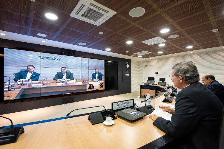 Itaipu e PTI vão ajudar o governo estadual no monitoramento ambiental de rios do Paraná