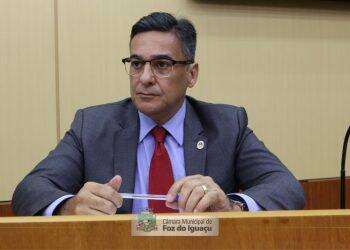 Vereador Jeferson Brayner sugere mudanças em trecho da Avenida Paraná