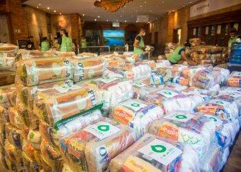 Cataratas inicia doação de 43 toneladas de alimentos em Foz do Iguaçu