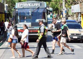 Paraguai retoma viagens de ônibus partir do dia 4 de maio