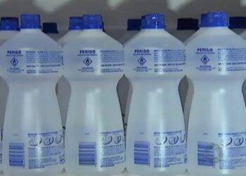 Anvisa orienta sobre riscos da utilização do álcool 70% líquido