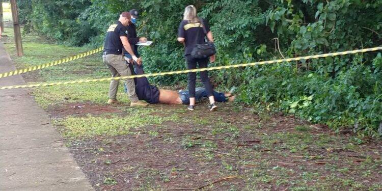 Homem é encontrado morto na Avenida Rosa Cirilo e Castro