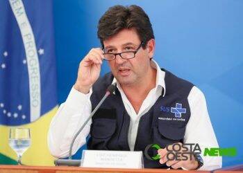 Mandetta diz que fica na Saúde para enfrentar o inimigo, o coronavírus