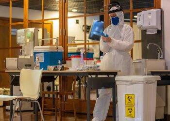 Para combater fake news, Anvisa esclarece pesquisas sobre covid-19