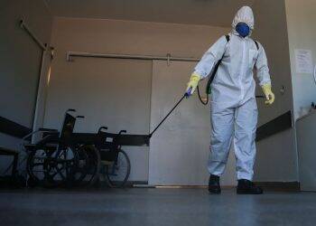 Covid-19: Brasil tem 553 mortes e 12 mil casos confirmados