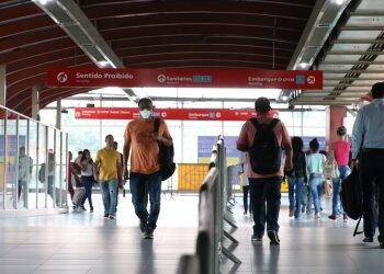 Brasil registra 667 mortes por coronavírus e 13,7 mil casos